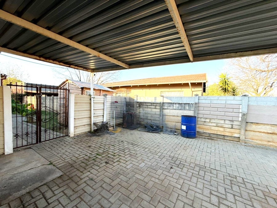 4 Bedroom Property for Sale in Wilgehof Free State